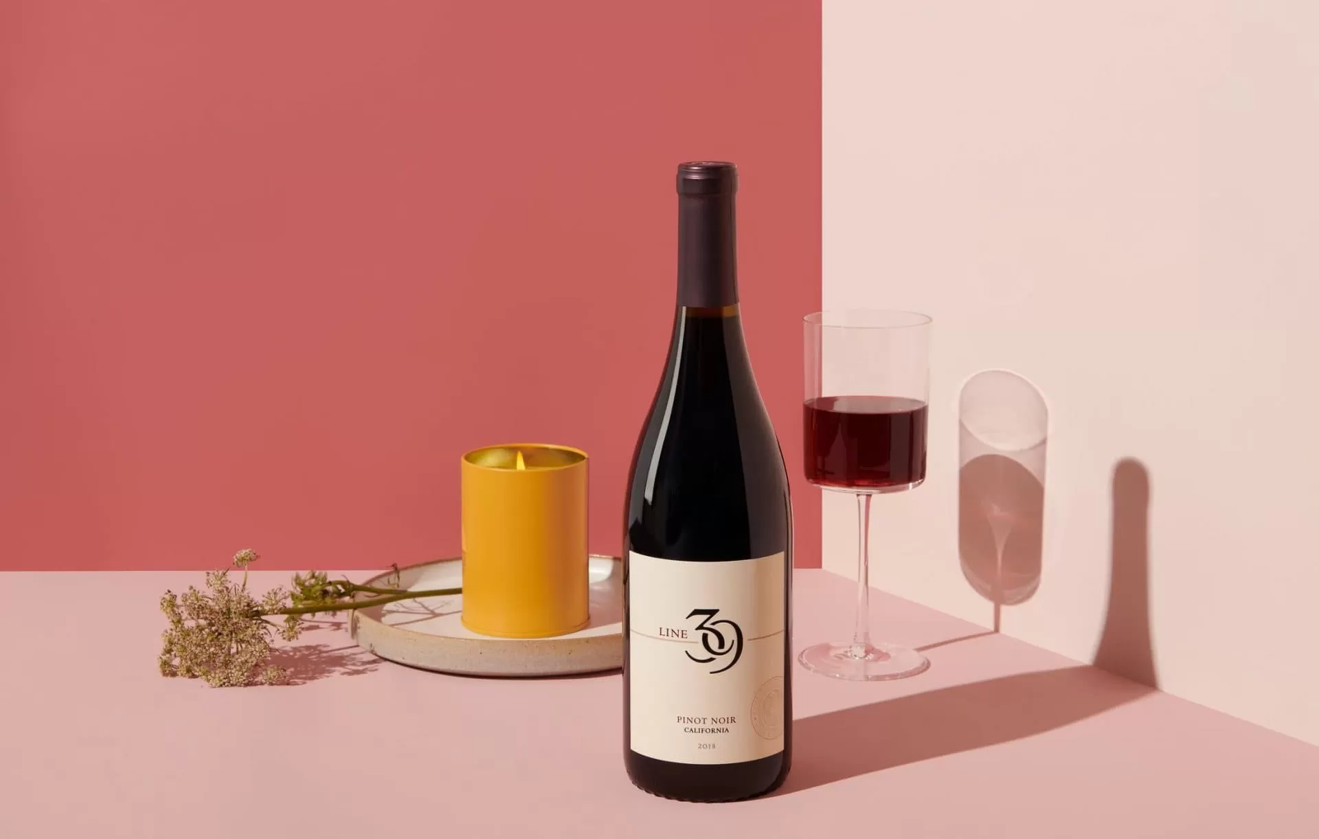 Pinot_Noir_Beauty_Shot-0110