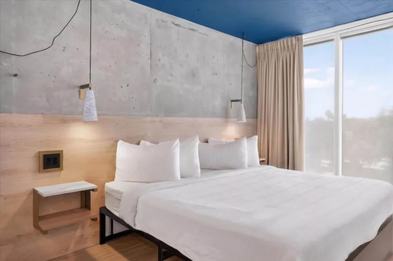 bed